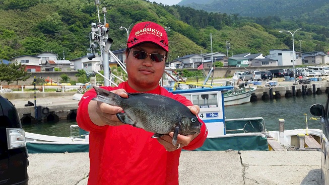 5月31日男鹿市加茂沖磯釣果2