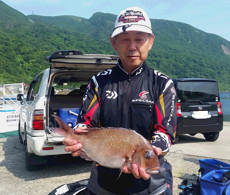 6月19日男鹿市加茂沖磯釣果2