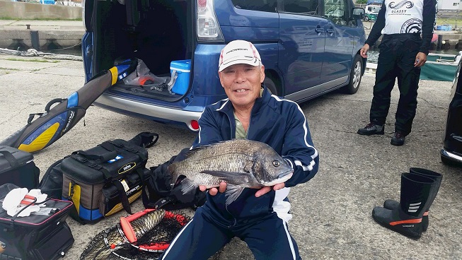 6月22日男鹿市加茂沖磯釣果2