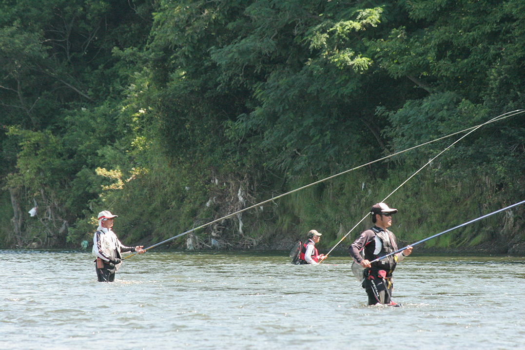 鮎釣り大会1