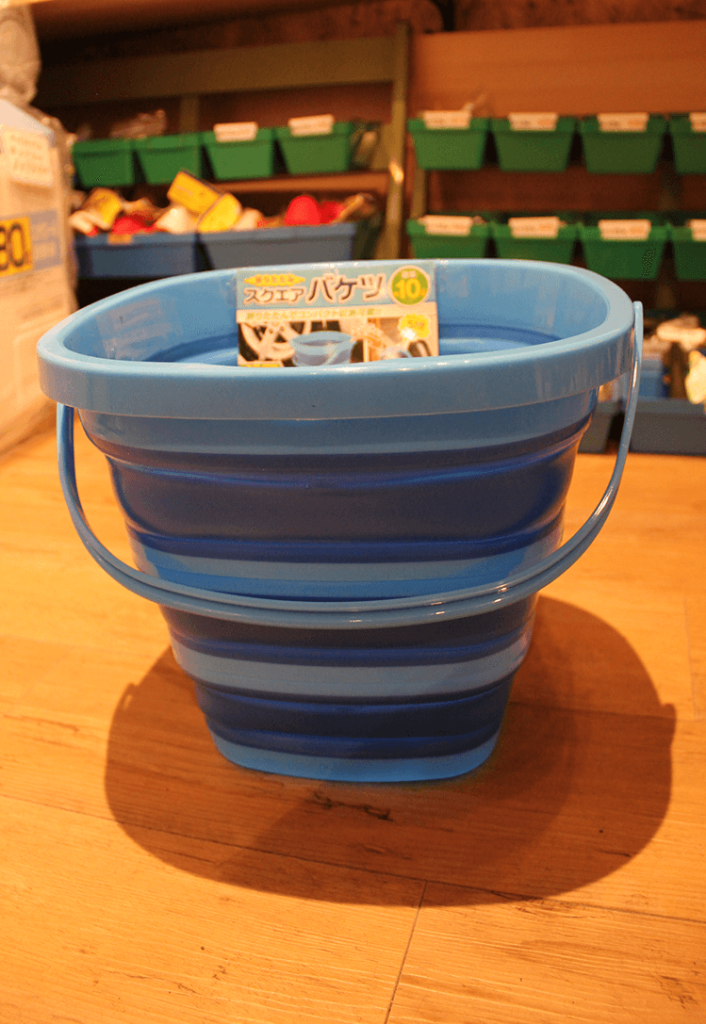 折りたたみバケツ2